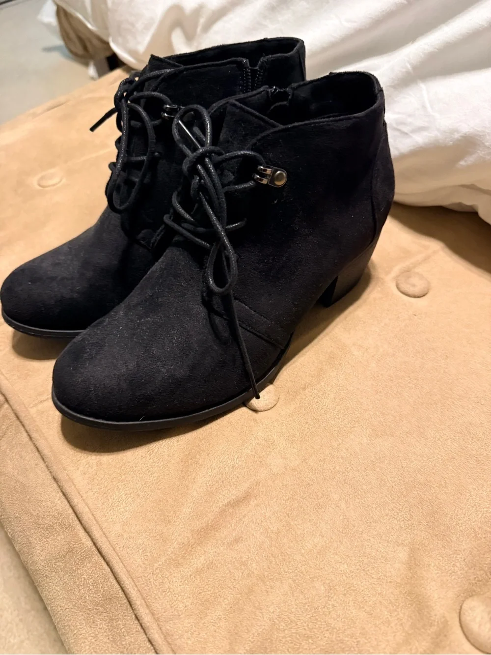 VJH Confort Black Wedge Ankle Boots